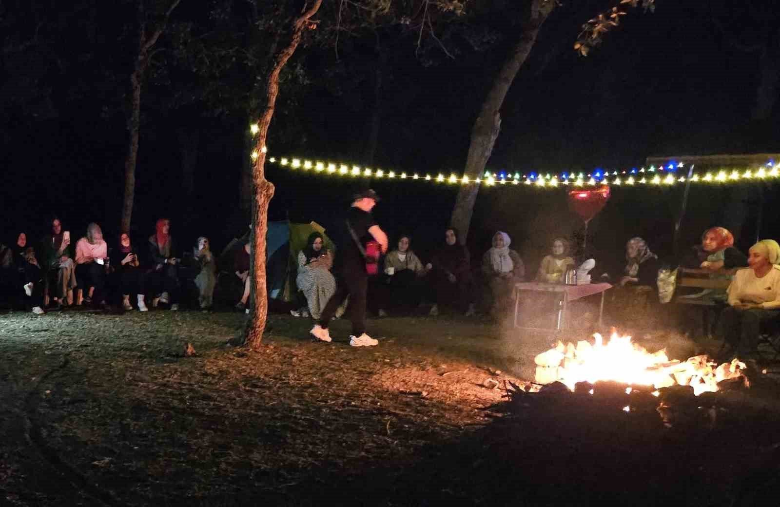 Konyalı kadınlar bu sefer günde değil, Beyşehir’deki kampta buluştu